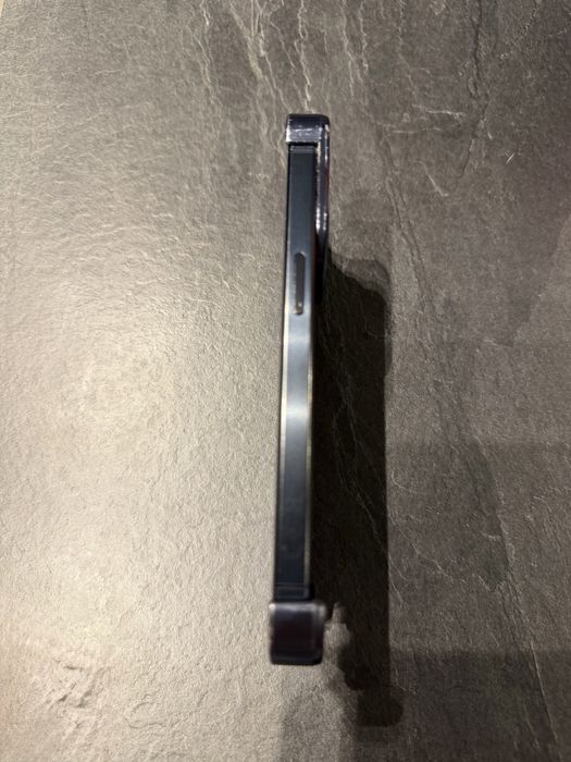 iPhone 15 Pro 128 GB Blue Titanium – jak nowy, pudełko i ramka etui