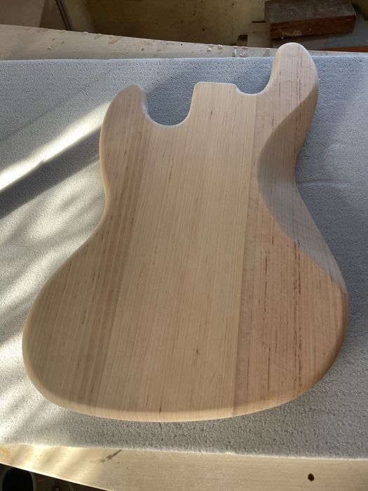 Дека  для бас гітари jazz bass вільха