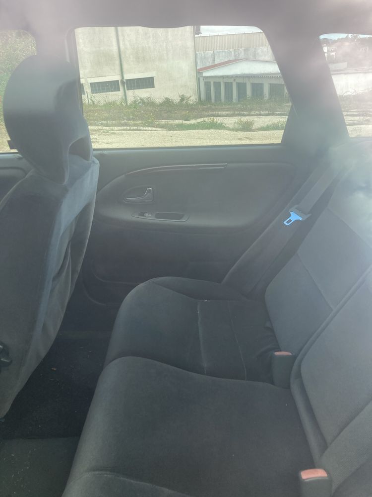 Volvo V40 1.6 gasolina SW