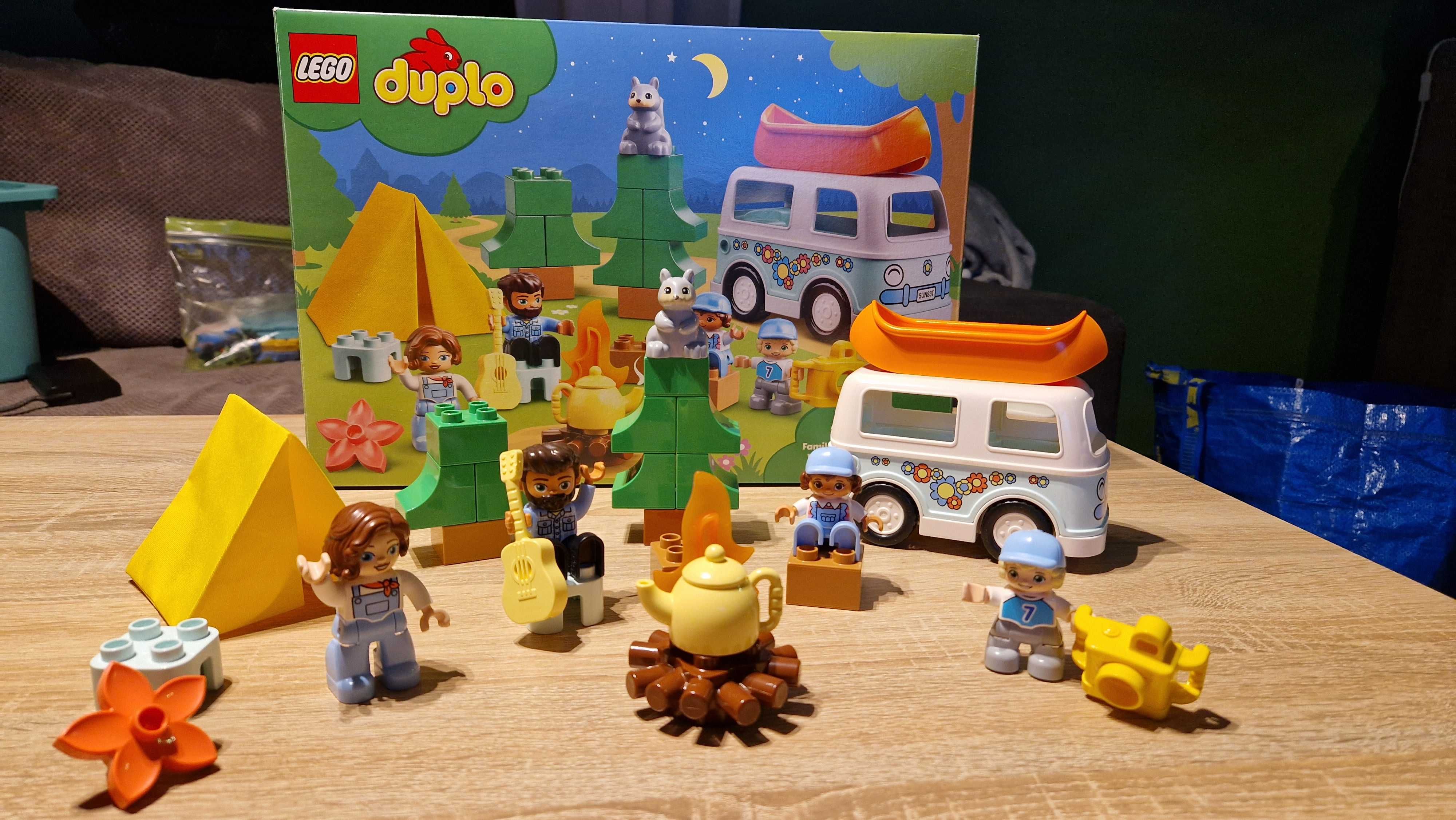 Lego Duplo 10946 Rodzinne biwakowanie Kamper