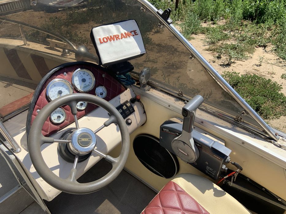 Продам Прогресс 4м yamaha 60 инжектор 2012года