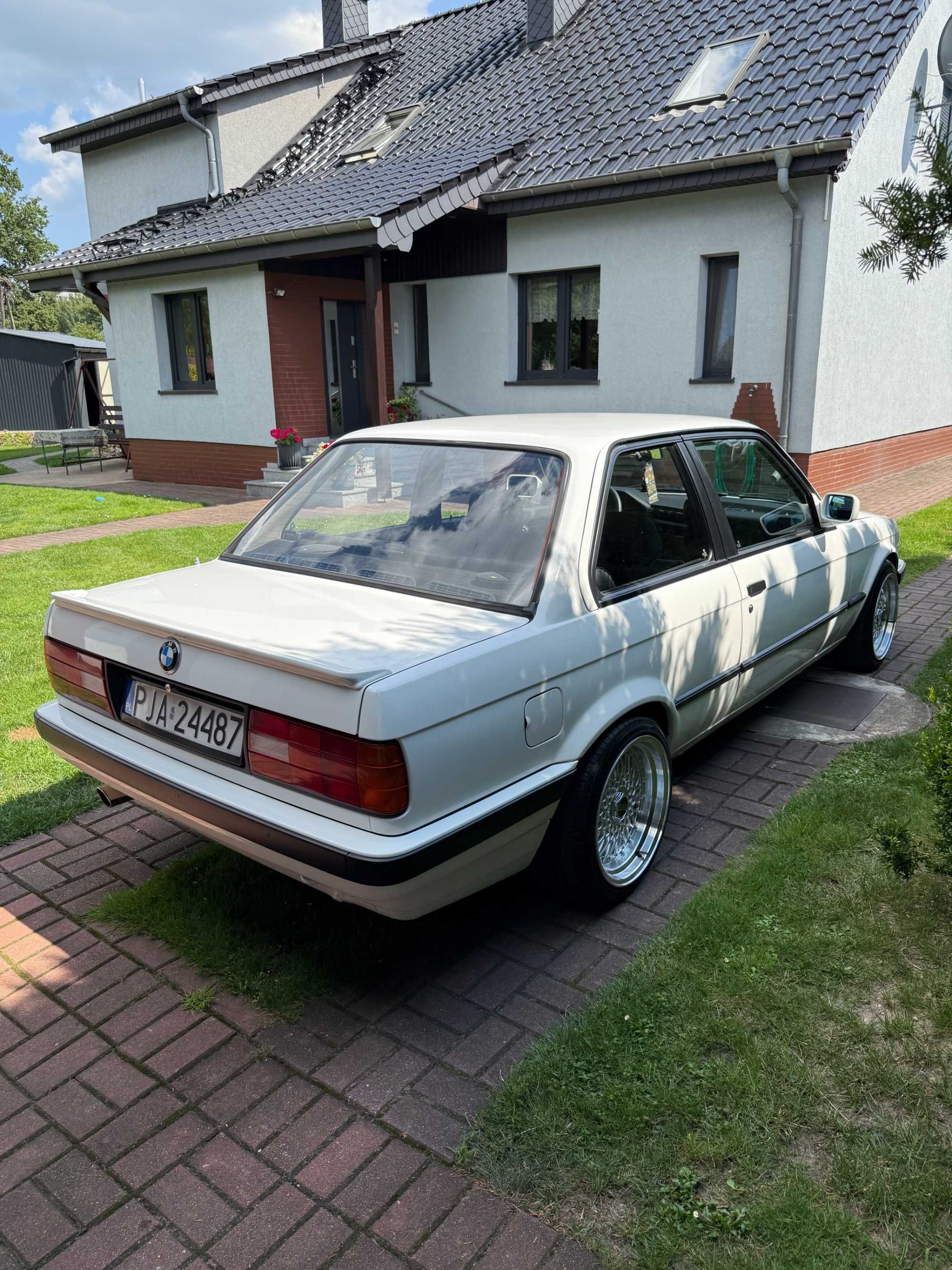 Bmw e30 316i 100km vin