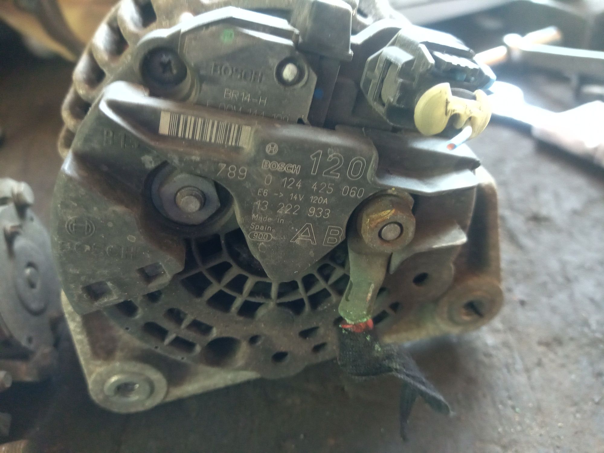 Opel Corsa d rozrusznik alternator 1.6