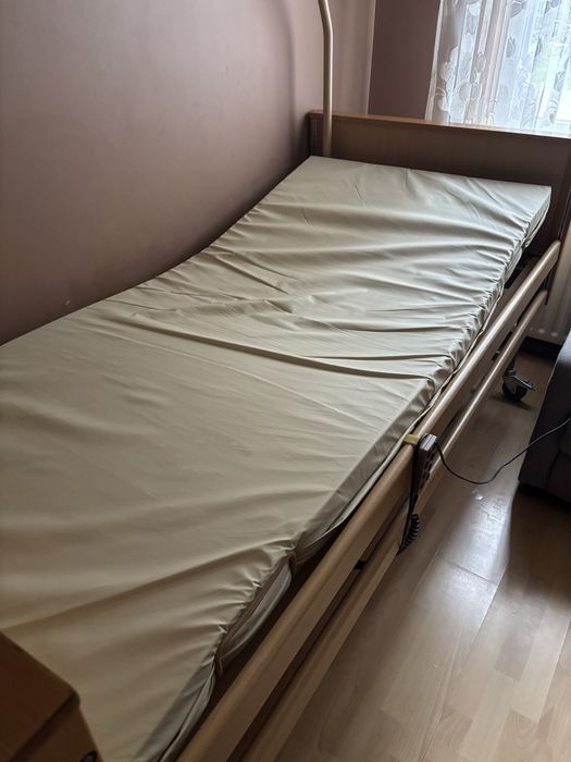 Materac szpitalny komfortowy wodoodporny 90/200/10