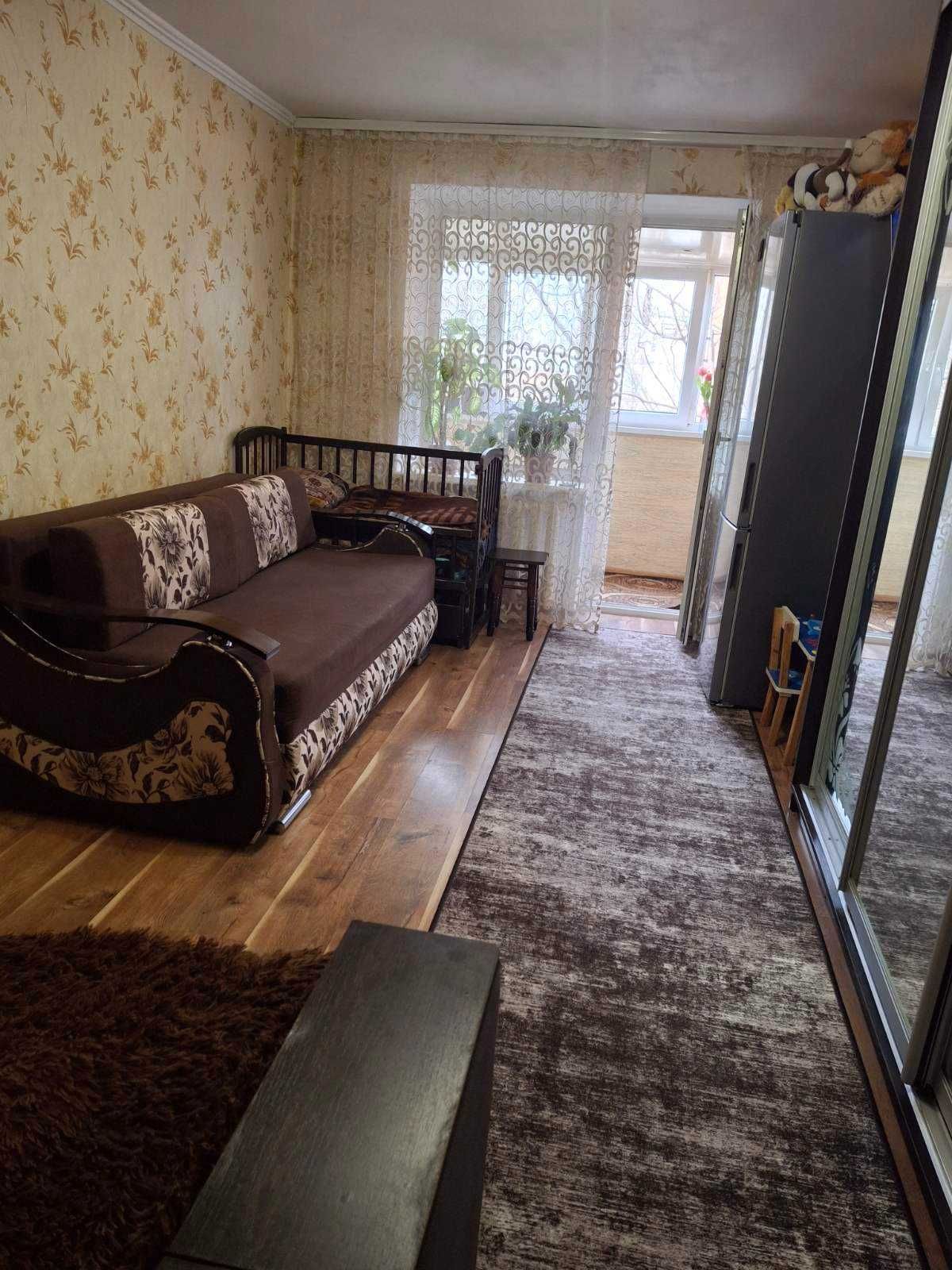 1к у гуртожитку вул Львівське шосе