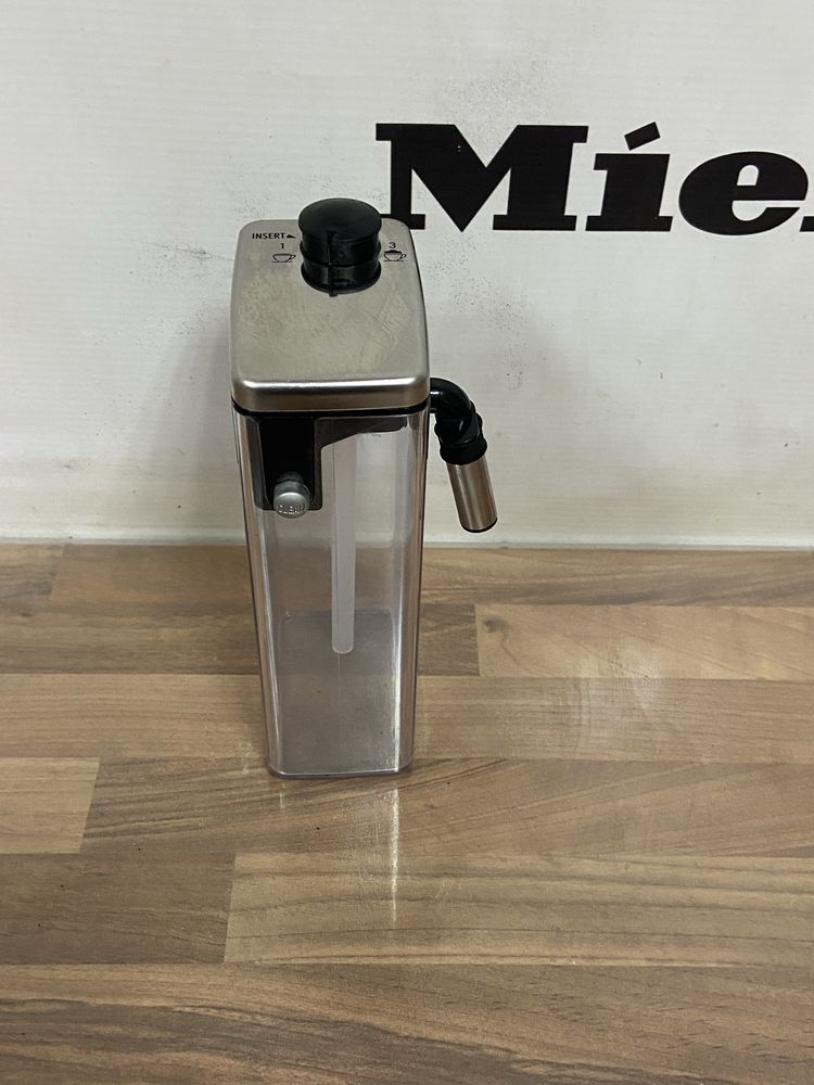 Молочник, капучинатор Delonghi Primadonna S