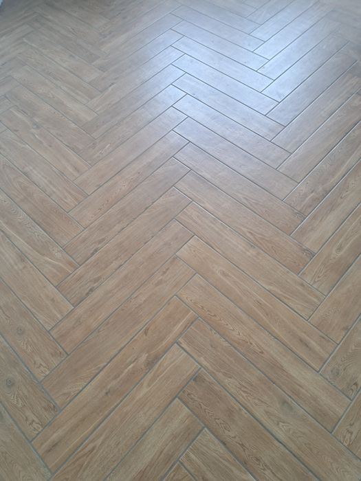 Płytki Cerrad 600x110x8 około 21m