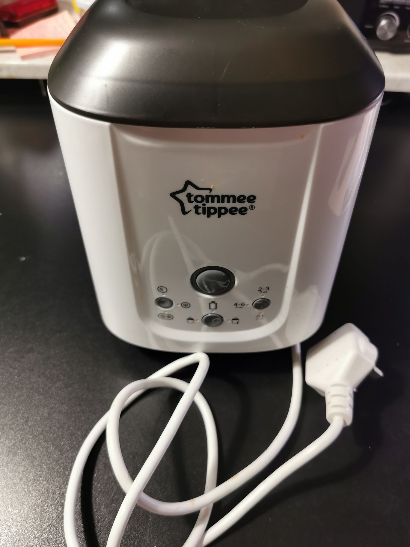 Podgrzewacz do butelek Tommee Tippee