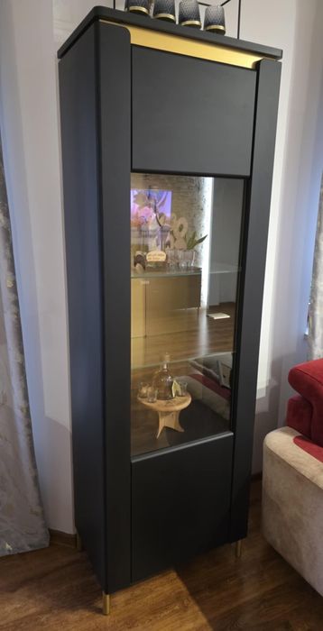 Witryna z podświetleniem