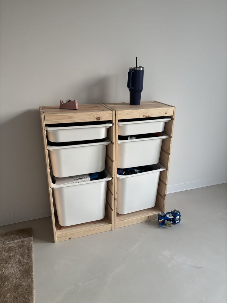 Ikea Trofast z pojemnikami