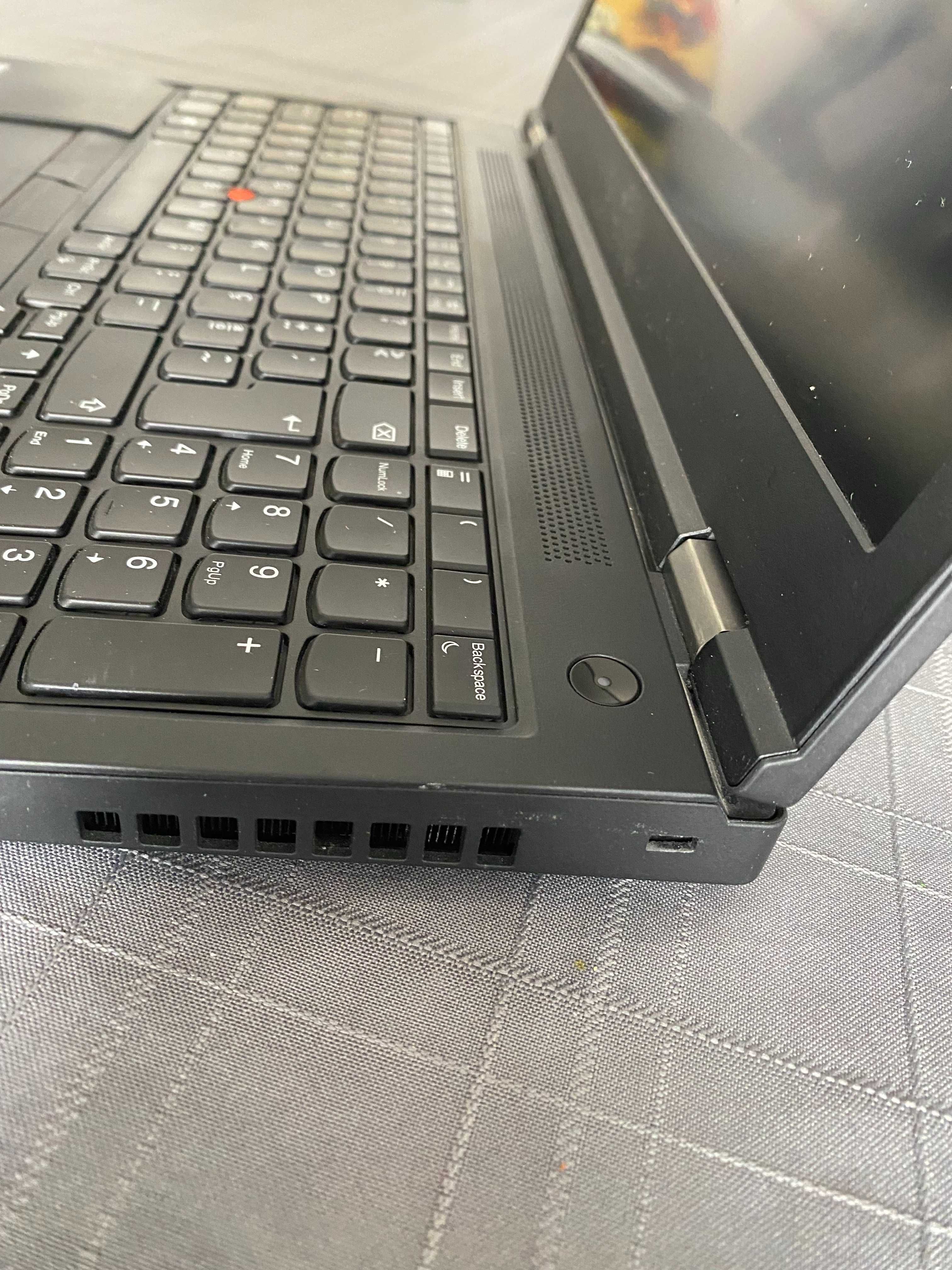 Portátil Lenovo ThinkPad P15 para peças