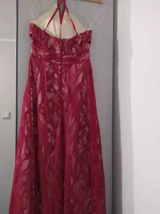 Vendo vestidos semi novos