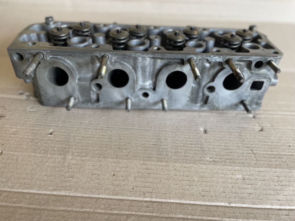 Головка блока цилиндров ГБЦ Шевроле Авео 1.5 8V