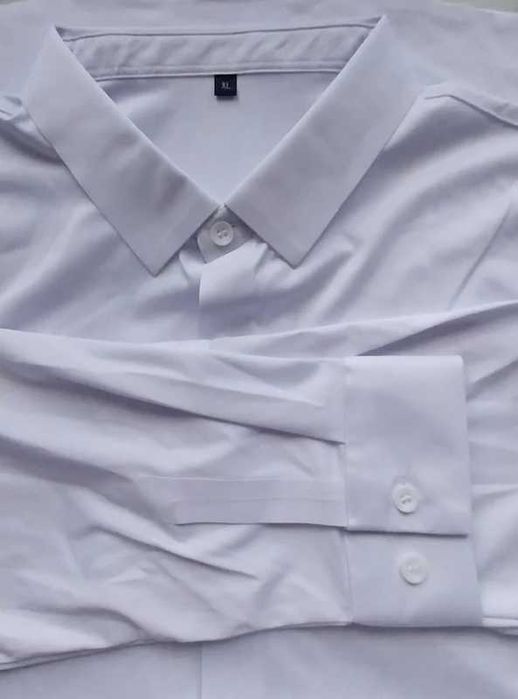 Męska koszula z elastycznego materiału roz. XL