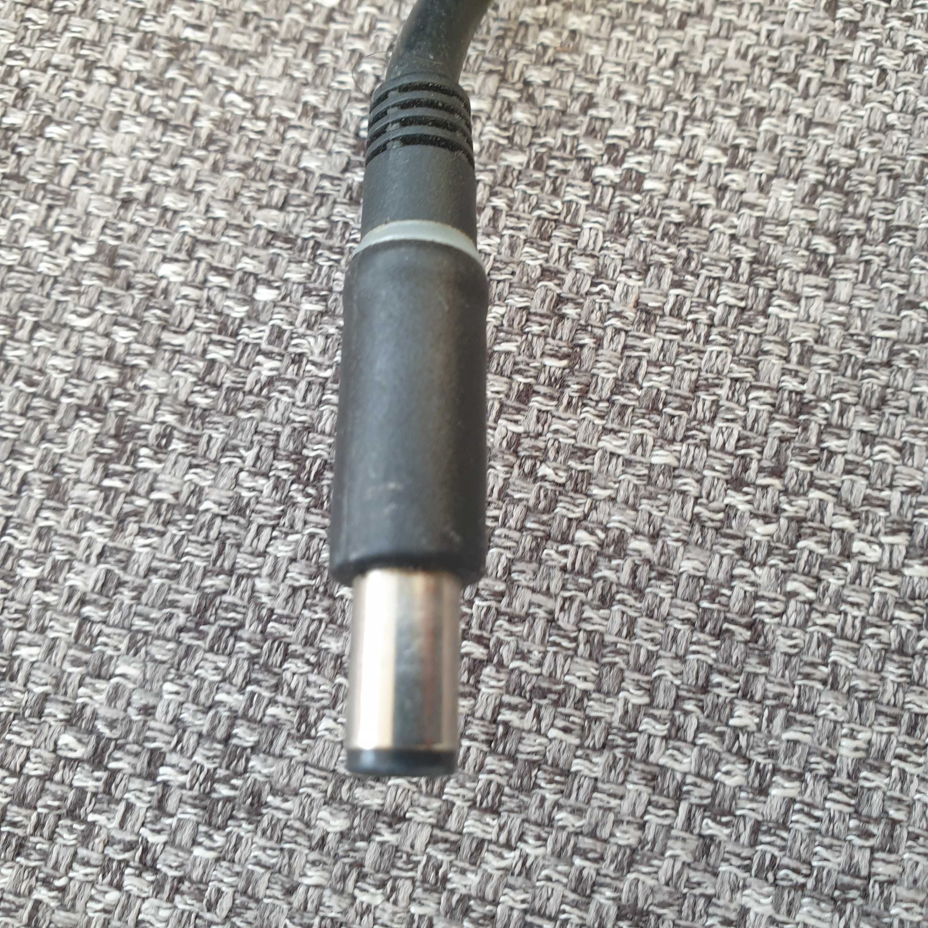 Carregador para Dell modelo DA130PE1-00 original 19,5V 6,7A de 130W