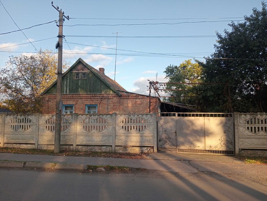 Продам гарний будинок