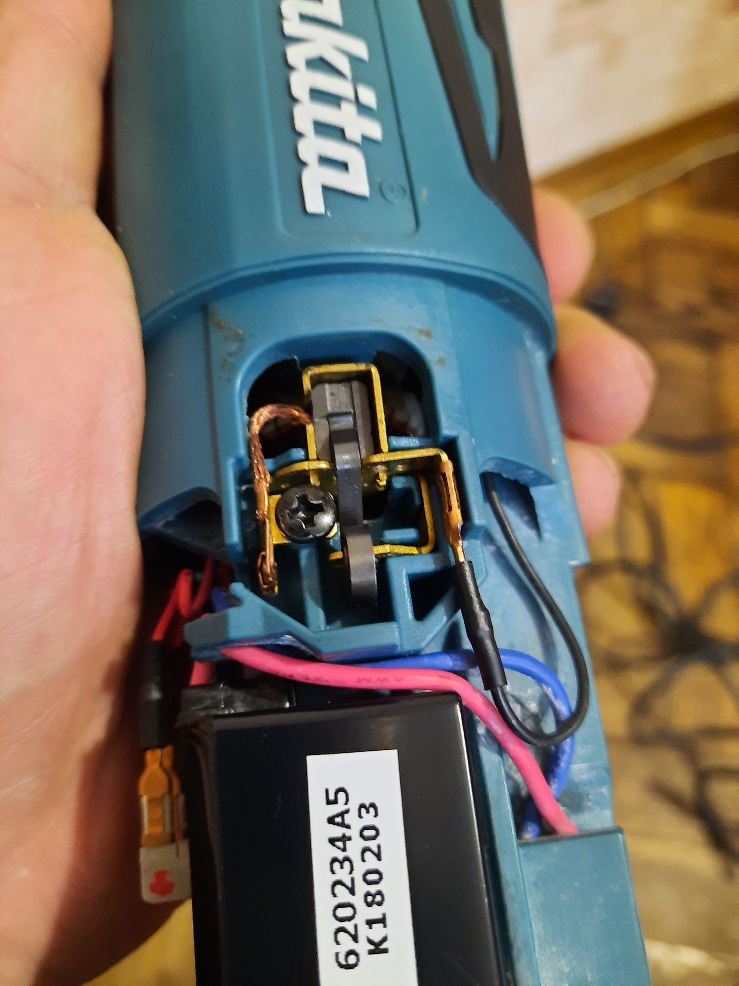 100% оригінал!!Реноватор Makita TM 3010 C,320вт