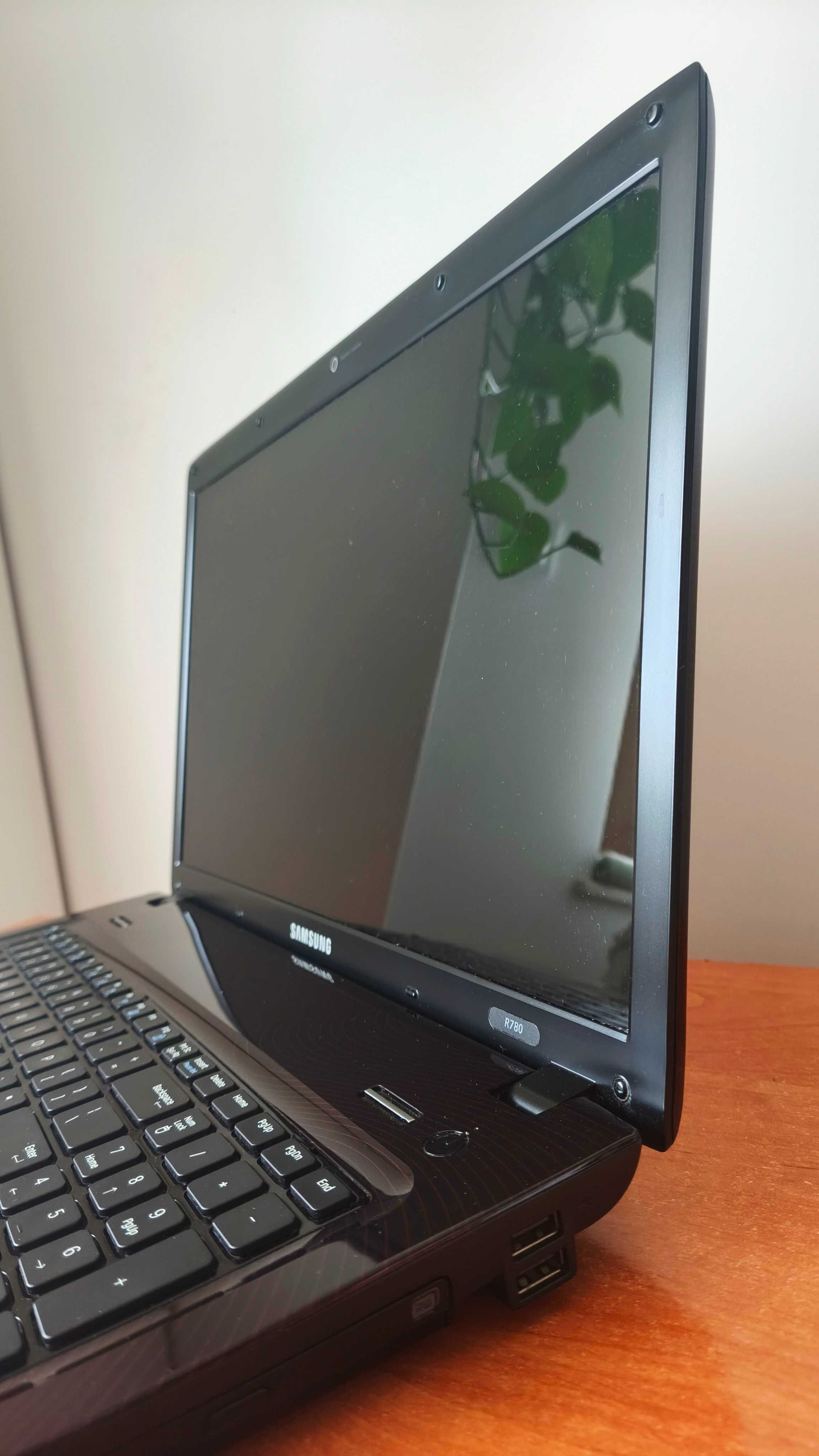 Samsung R780 Intel Core i5 M430 4x2,53GHz/4GB DDR3/500GB/17,3"/Win7