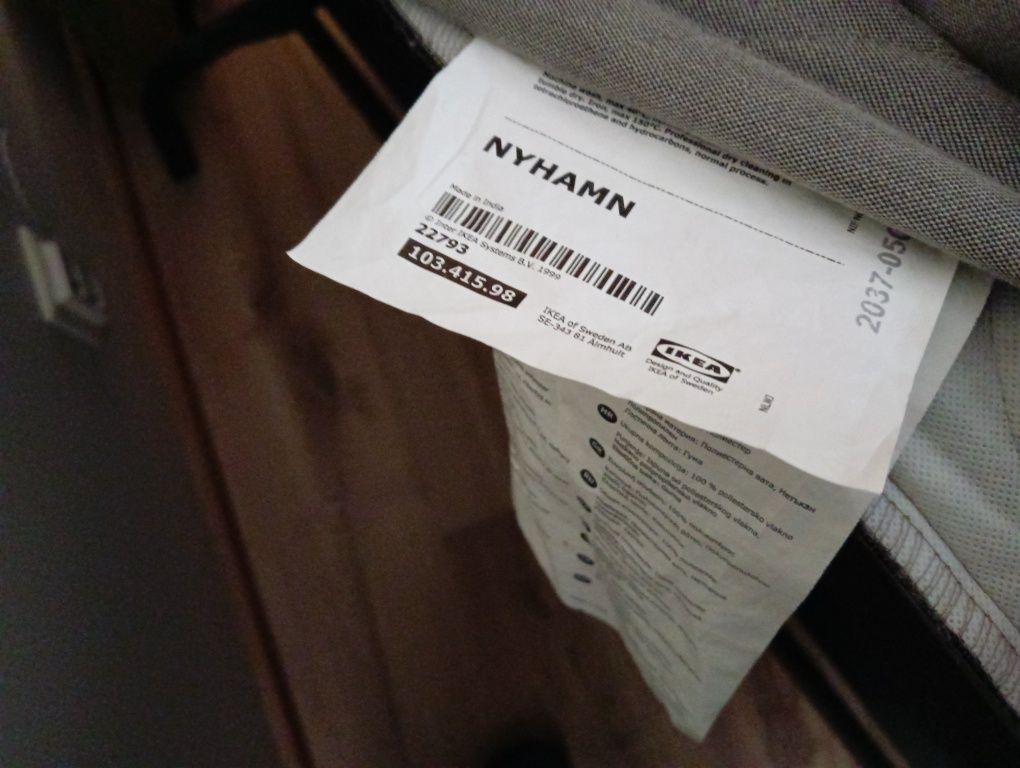 Sofá cama IKEA NYHAMN 3 lugares