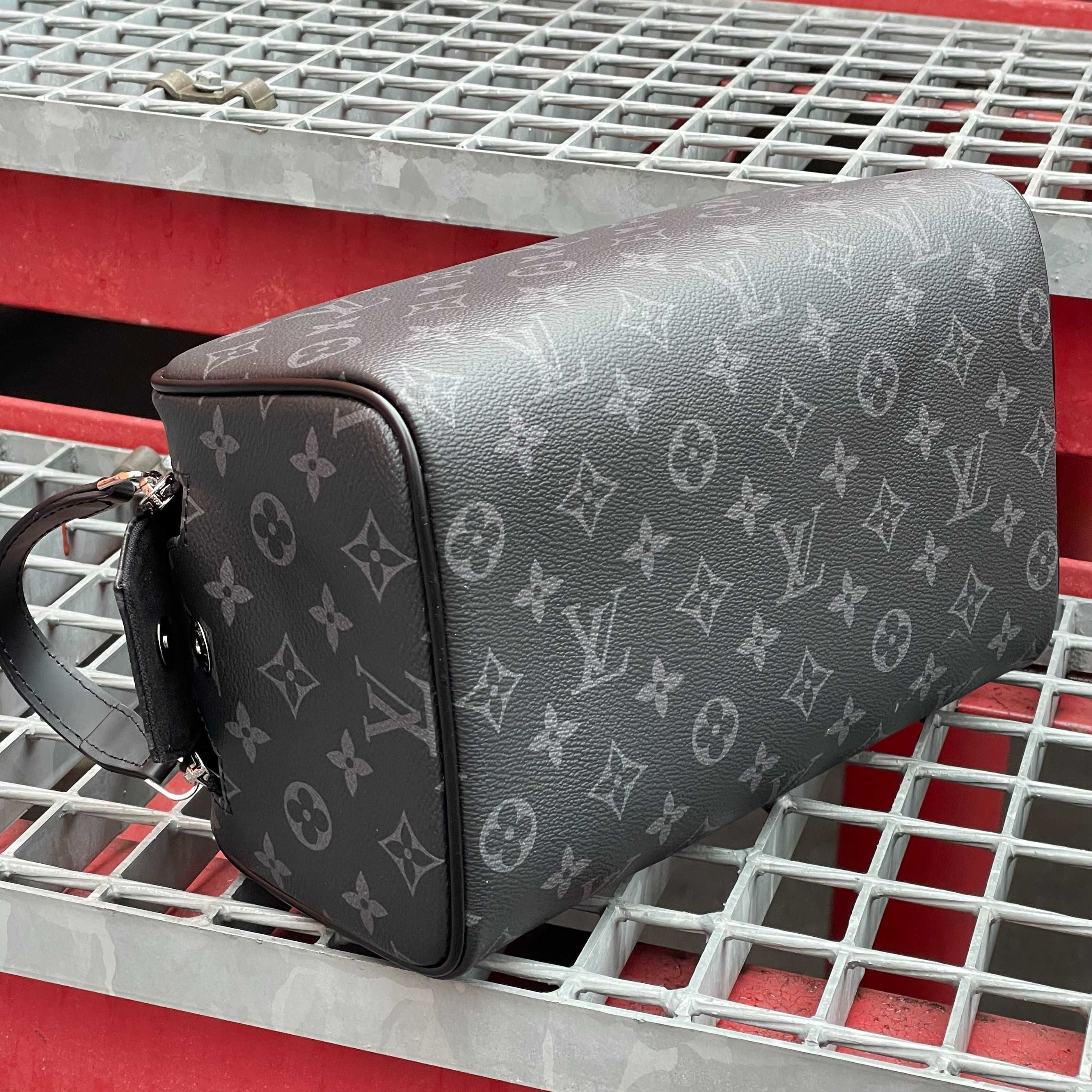 Мужская косметичка Louis Vuitton Dopp Kit | Несессер Луи Виттон