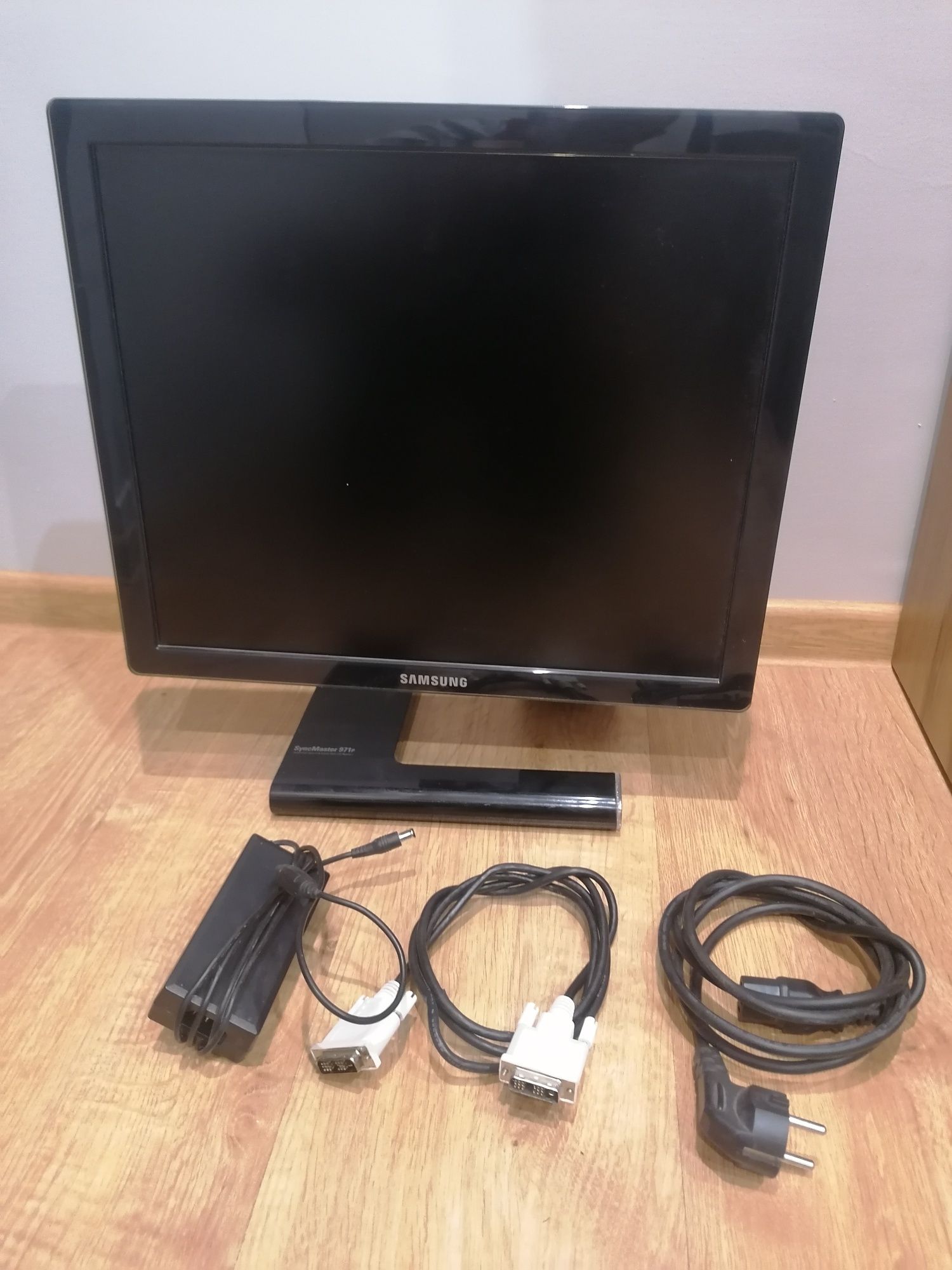 Monitory komputerowe