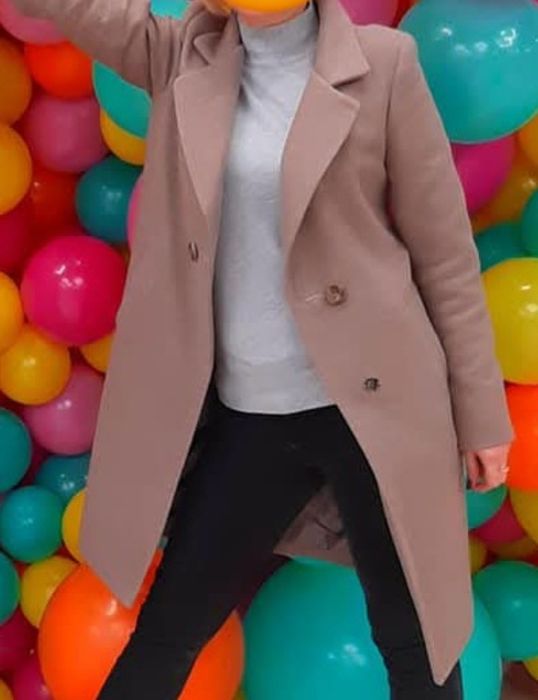 Пальто в идеальному стані гарної якості. 46р