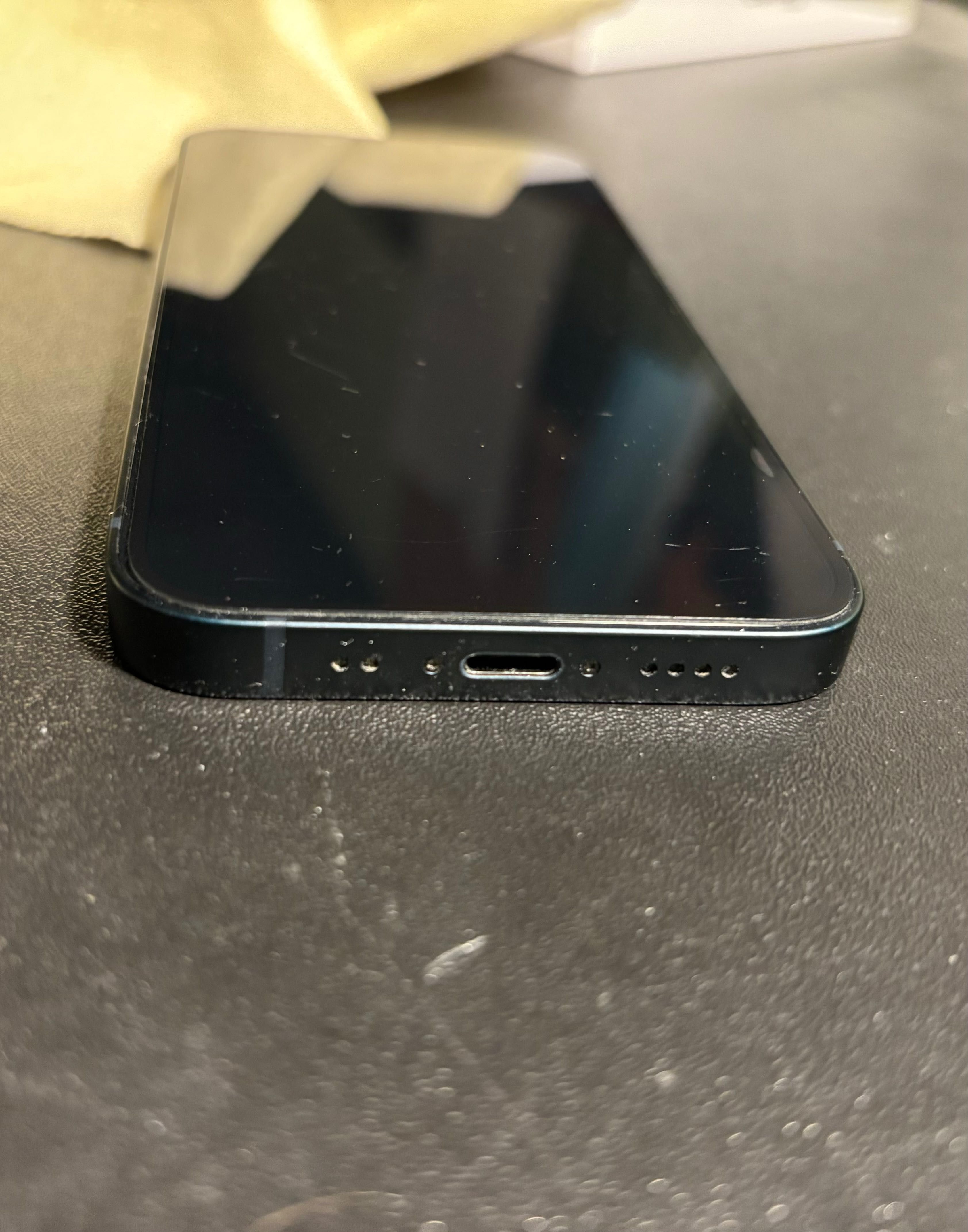 iPhone 13 mini 128gb midnight