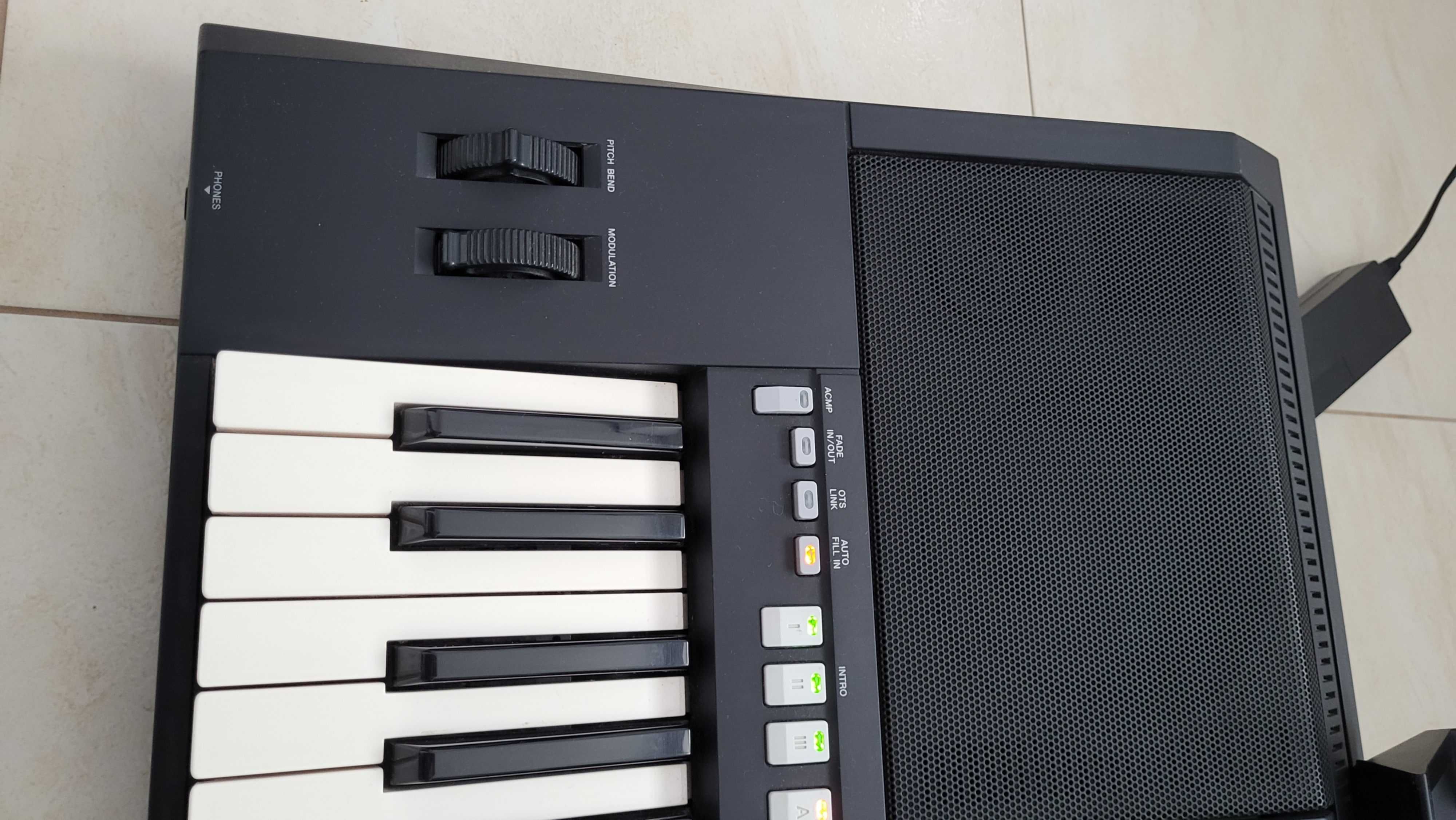 Sprzedam Yamaha PSR S950