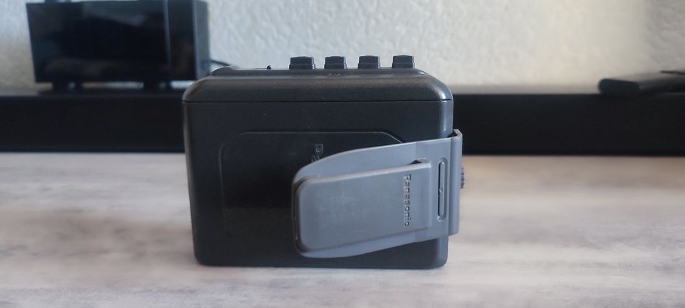 Продам касетний плеєр