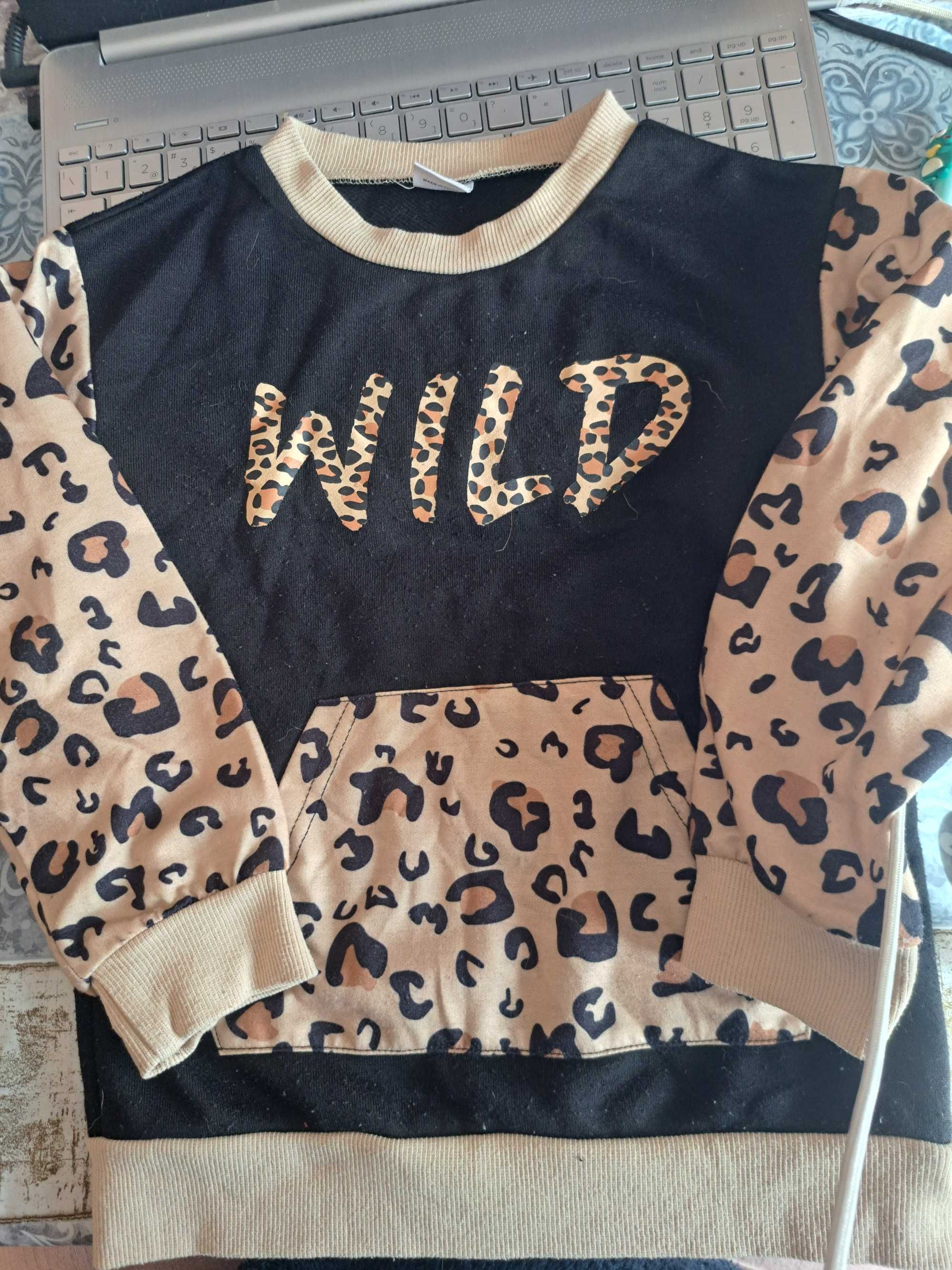 Varias peças de roupa a 1 € cada