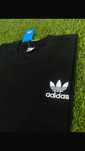 T-shirt adidas tamanho L