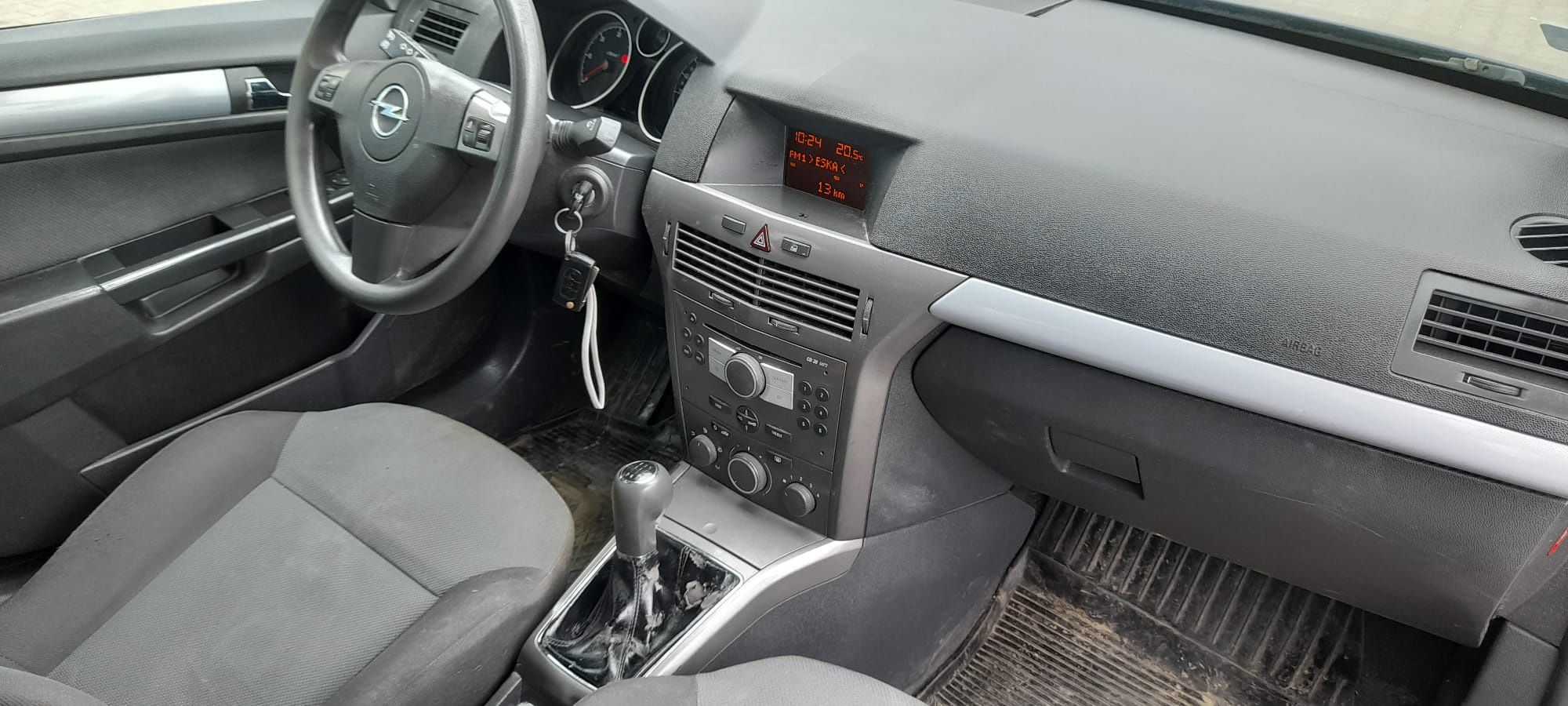 Opel Astra 2005 r.  Czytaj opis