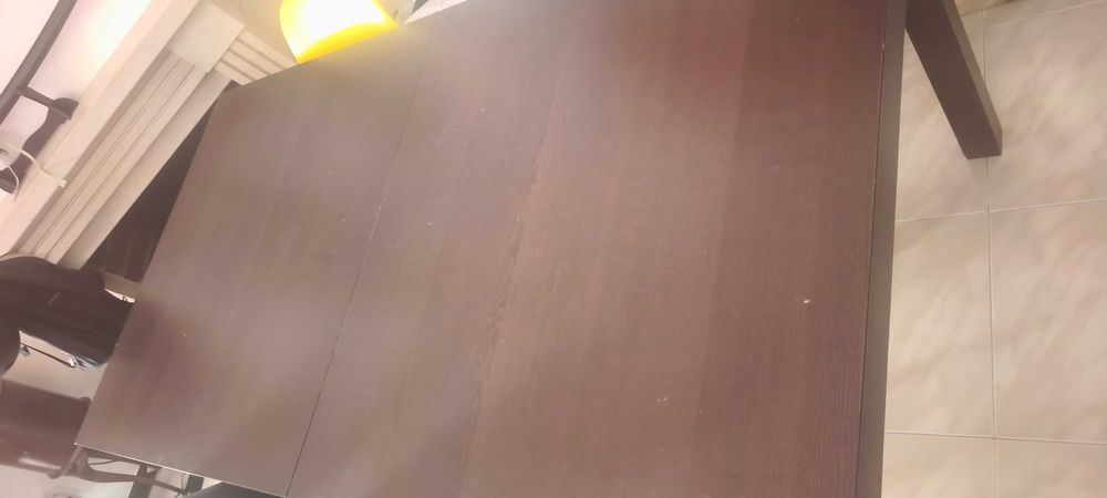 Mesa de jantar extensível