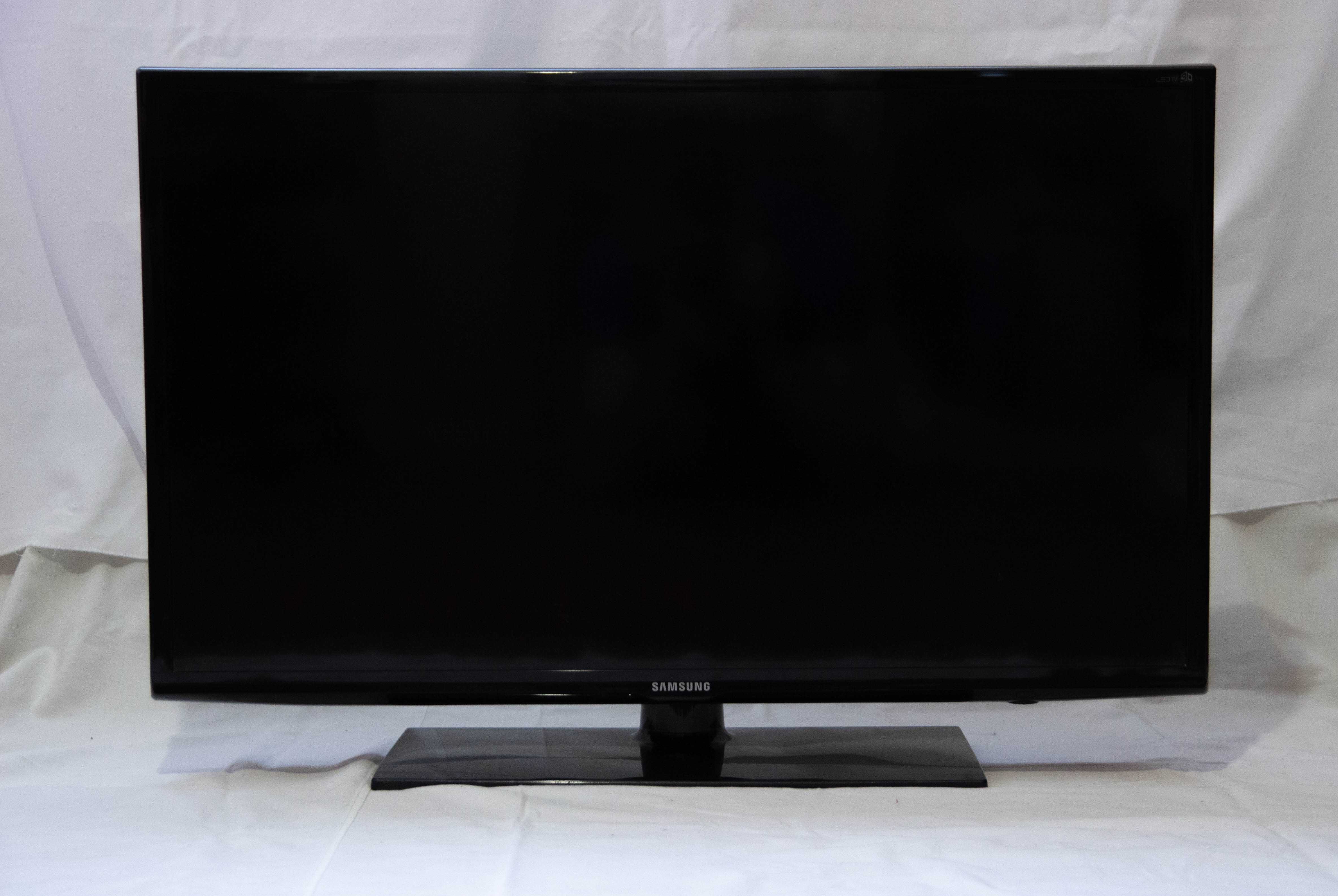 Телевізор б.у. Samsung UE32EH6037K 32 дюйми 1920х1080. Ідеал!