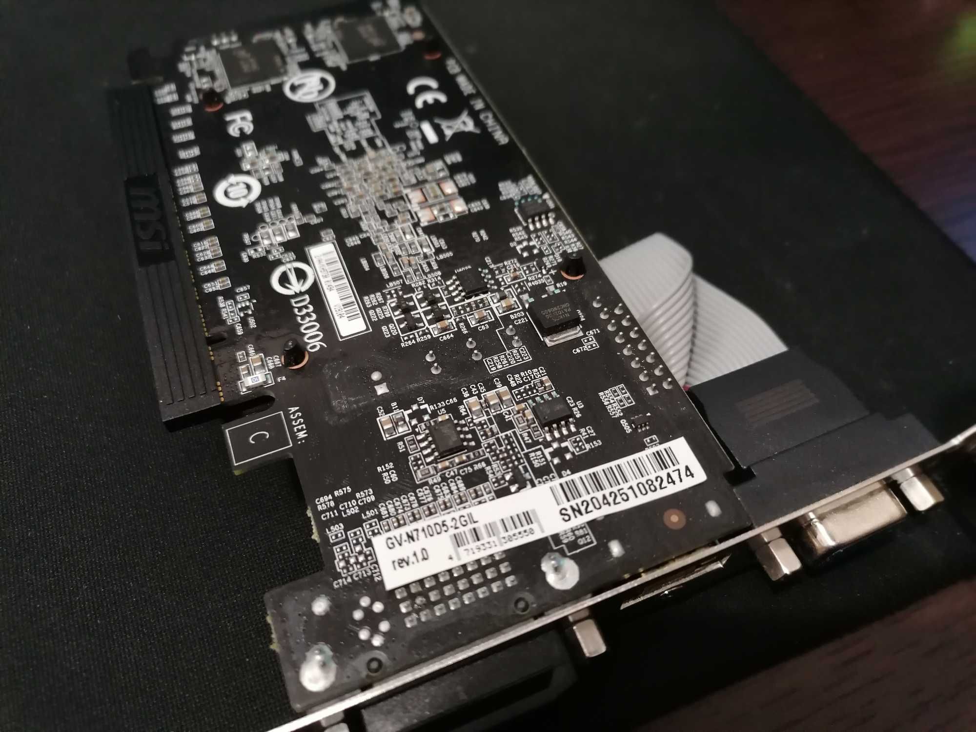 Placa gráfica Gigabyte GeForce GT 710 2 GB GDDR5