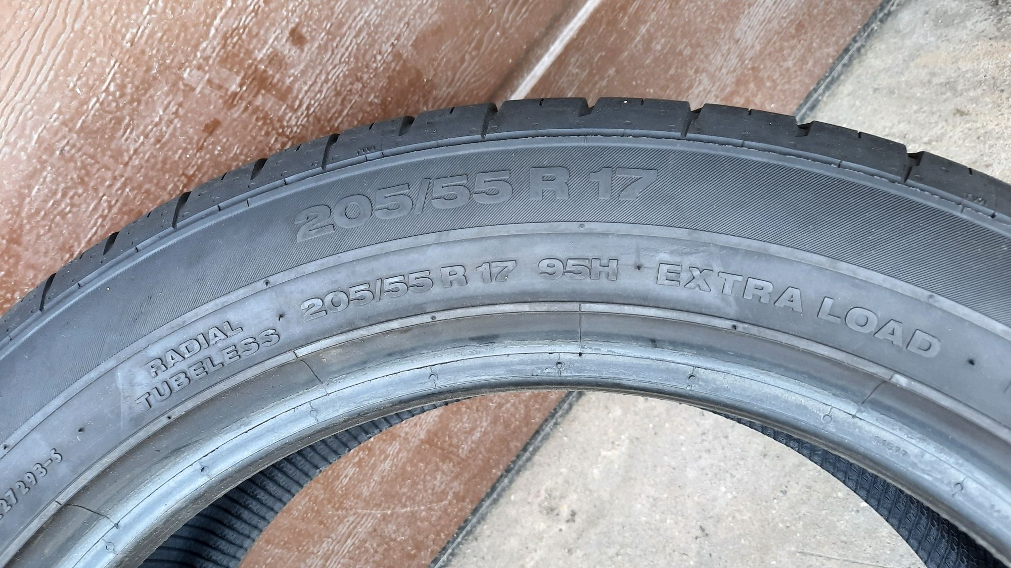 Continental 205/55 R17 ContiPremiumContact 2