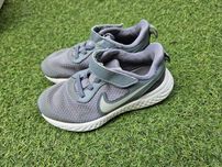 Buty Nike rozm. 29,5 + kapcie rozm. 30