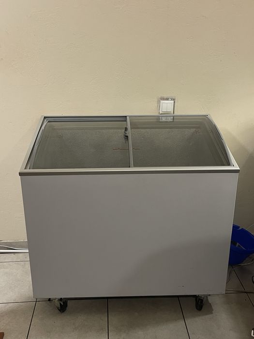 Морозильний ларь Ugur UDD 300 SCEB  Б/У