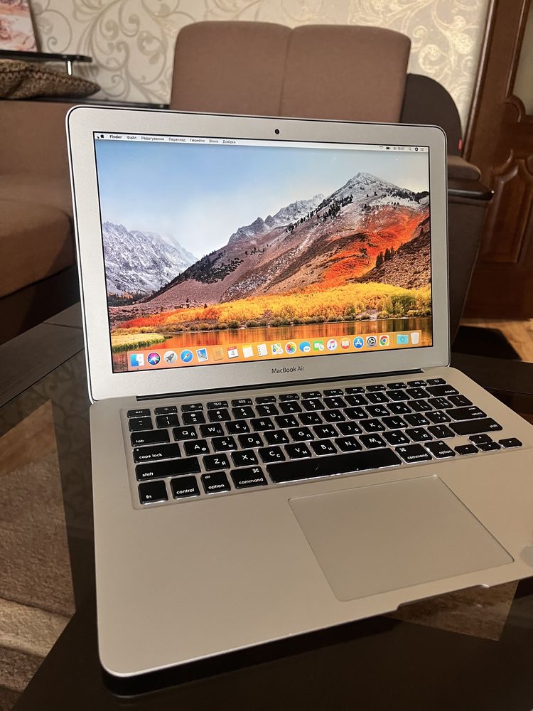 MacBook Air (13-inch, Mid 2013)