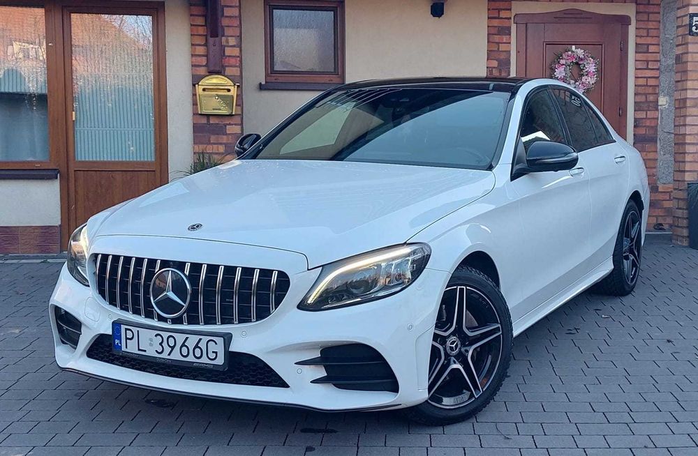 CESJA MERCEDES Klasa C 220 d 4MATIC 9G-TRONIC AMG CarPlay Panoramama