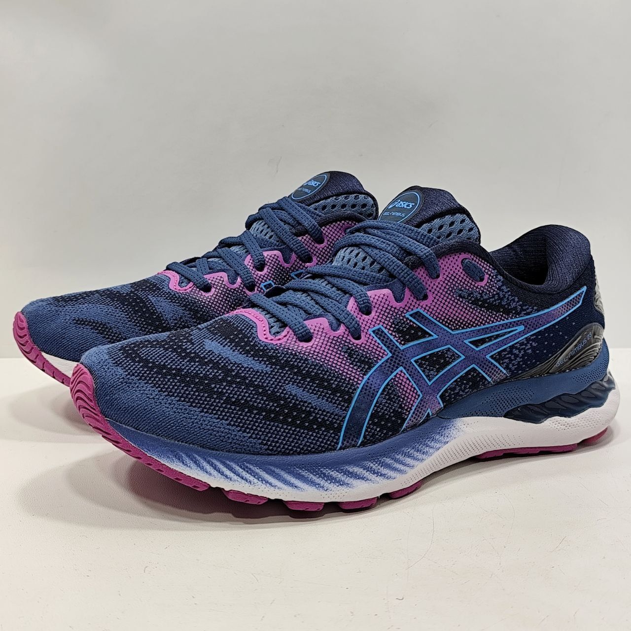 кросівки Asics Gel-Nimbus 23 40.5р/26см