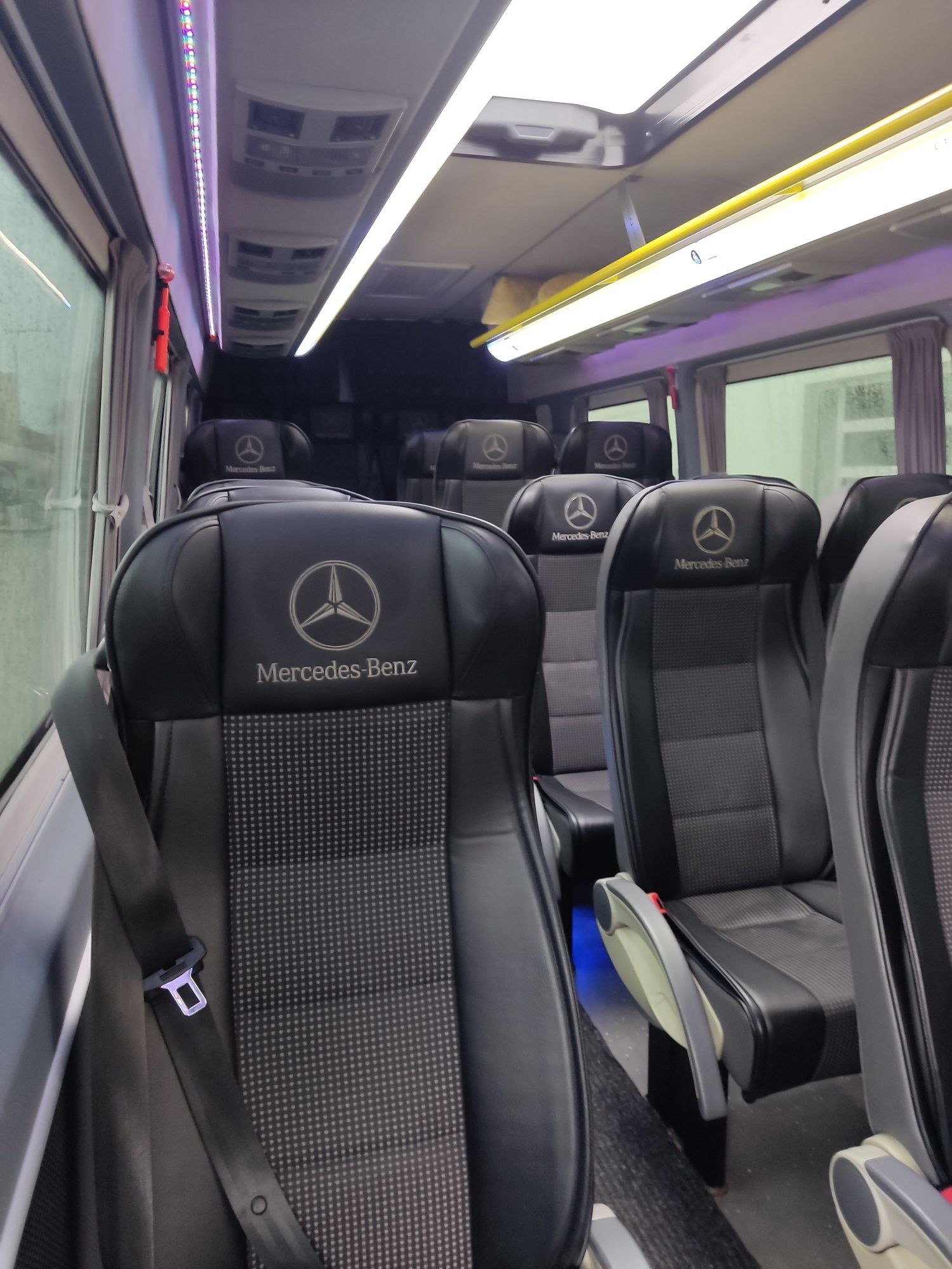 Mercedes sprinter 519  19 lug. Autocarro