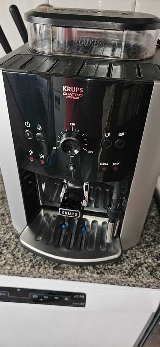 Maquina Café Automatica Krups Quatro