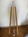 Lampa trójnożna z „Agaty”, mało używana