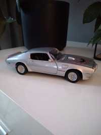 Metalowy model Pontiac