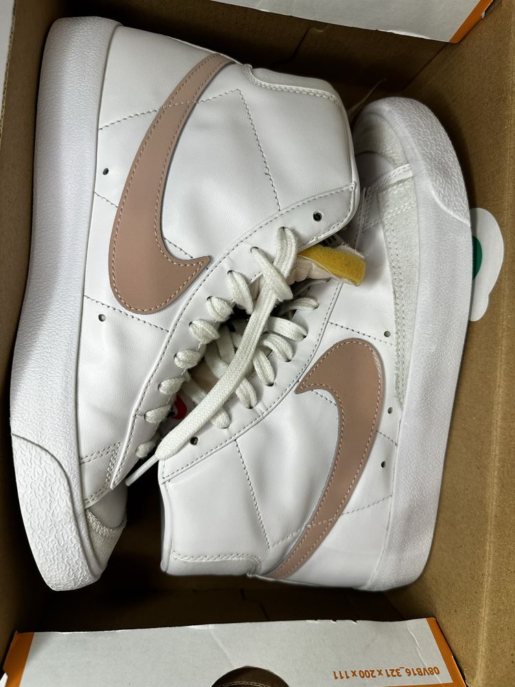 Кросівки Nike W Blazer Mid найк шкіра 40р