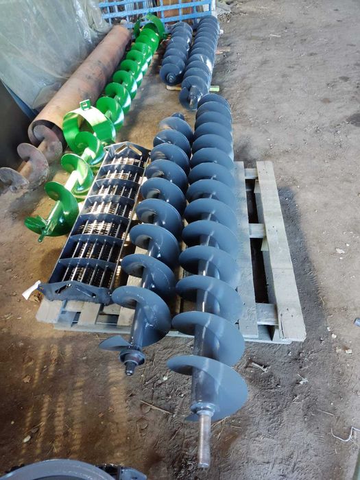 Шнеки та Винти Claas Case John Deere Deutz Fahr Massey Ferguson Бізон