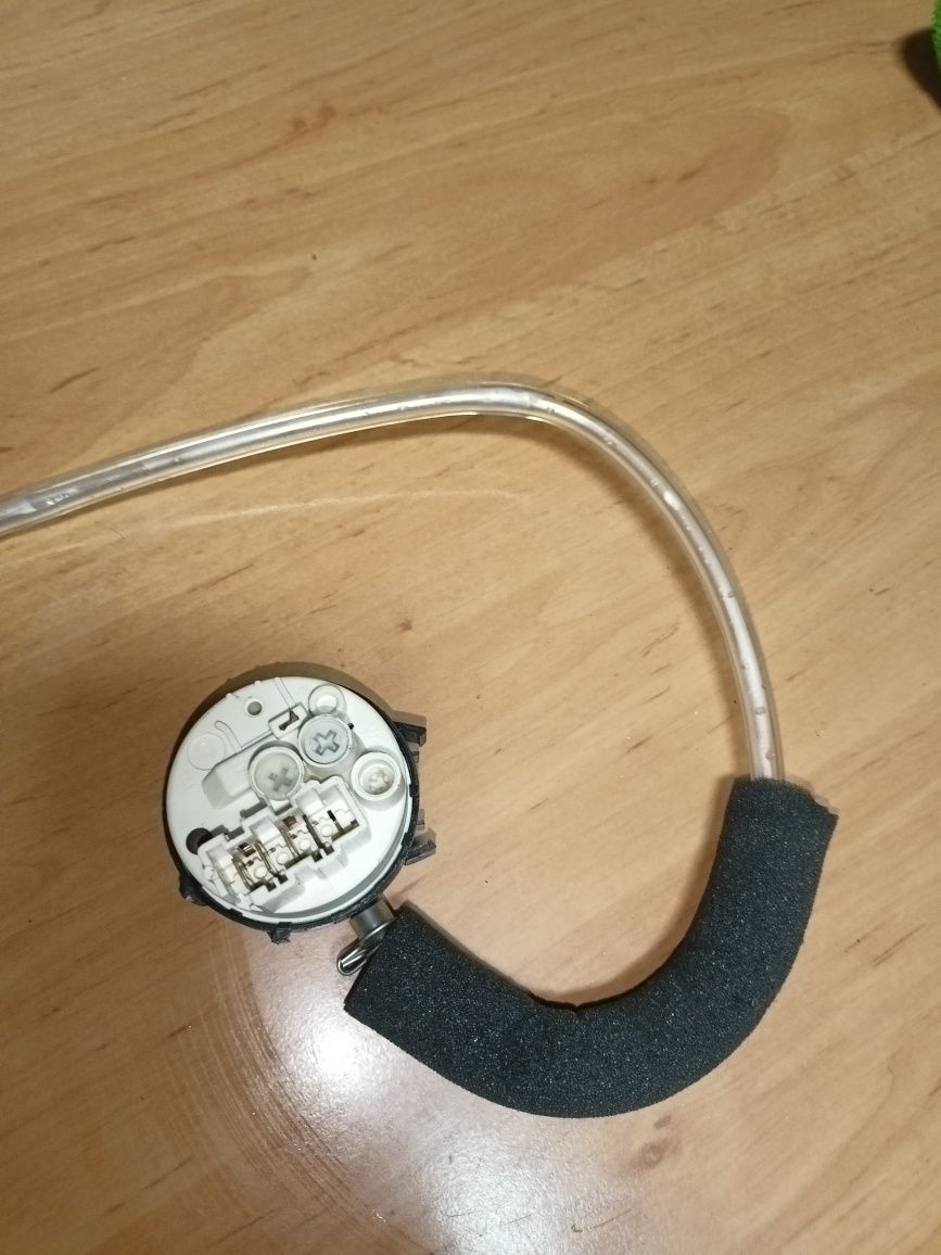 Hydrostat pralki Hoover VT 1014 D23