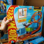 Трек Hot Wheels action Vertical Трек Хот Вілс вертикальна вісімка пуск