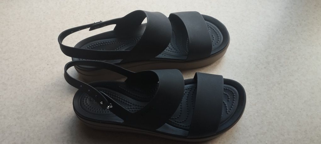 Босоніжки сандалі Crocs 10р